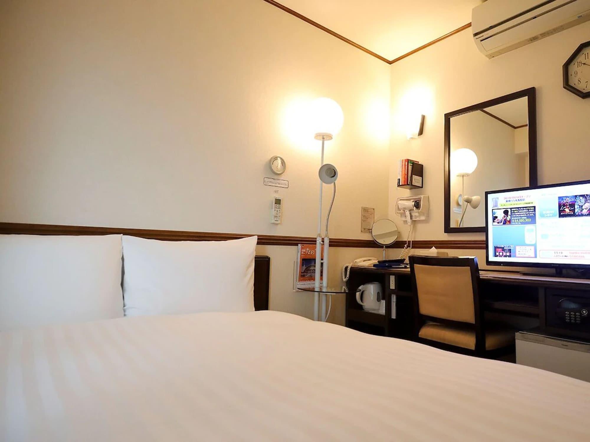 Toyoko Inn Osaka Tsuruhashi Ekimae Екстериор снимка
