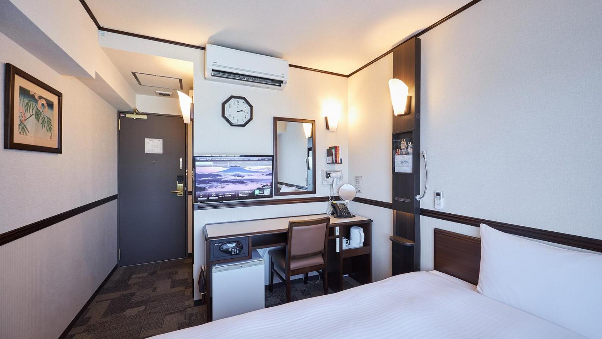 Toyoko Inn Osaka Tsuruhashi Ekimae Екстериор снимка