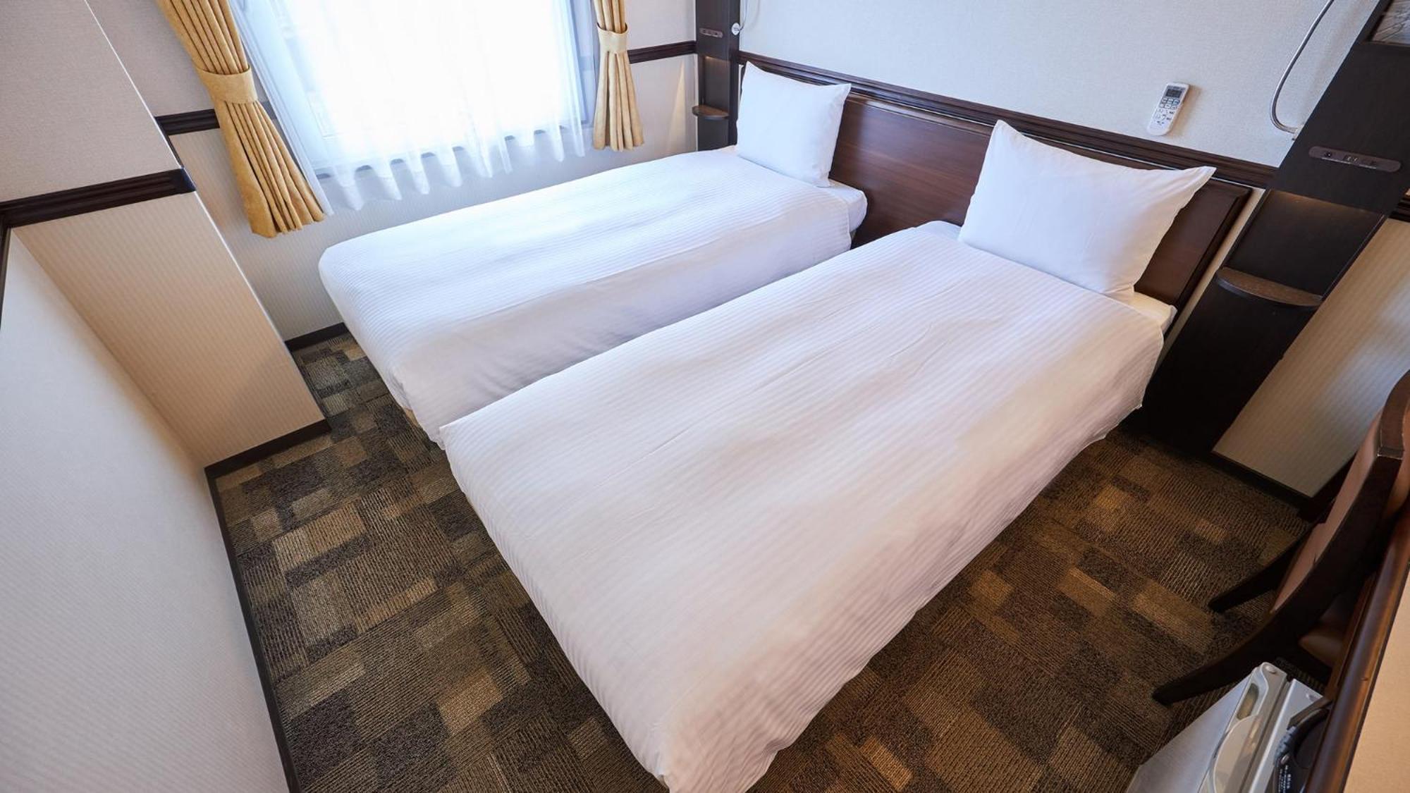 Toyoko Inn Osaka Tsuruhashi Ekimae Стая снимка